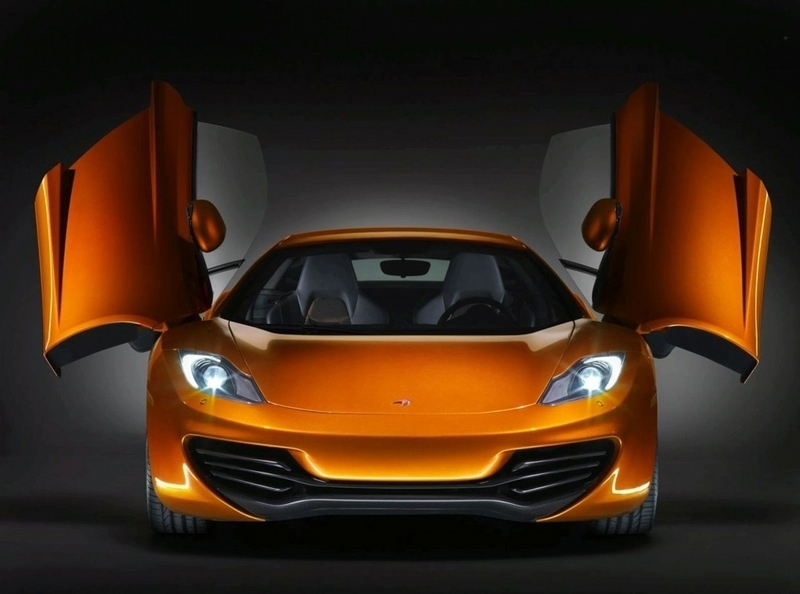 Osobní automobil značky McLaren MP4-12C