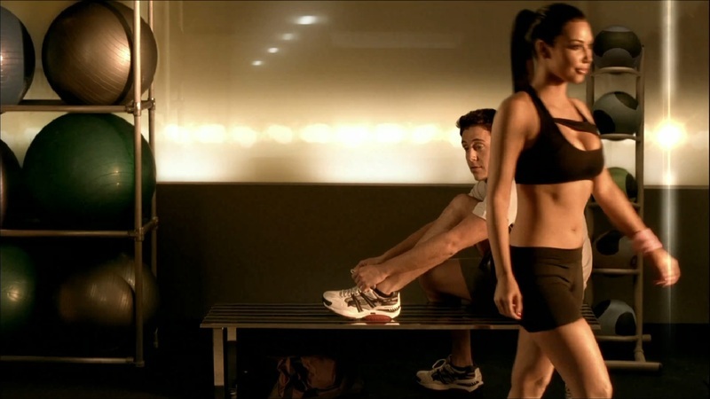 Muž se ženou ve sportovním oblečení