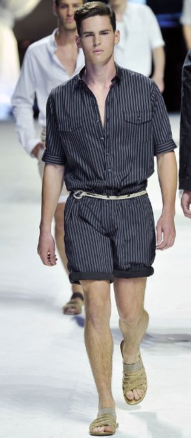 Fotografie mužů na módní přehlídce