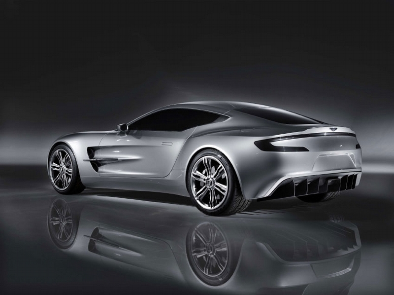 Automobil Aston Martin One-77