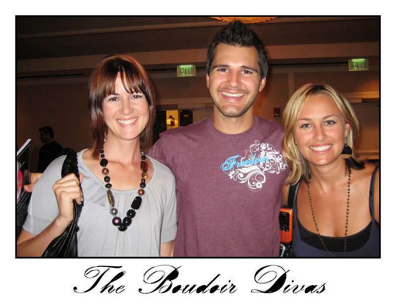 Obrázek muže se dvěma ženami