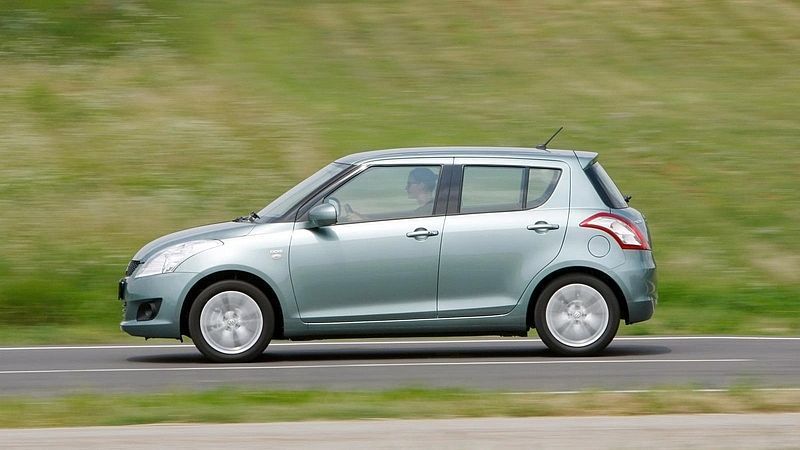 Automobil Suzuki Swift 2010