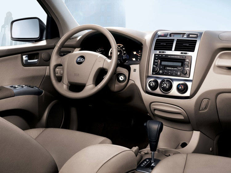 Vnitřní interiér Kia Sportage 2010
