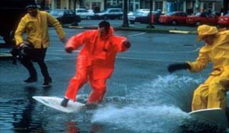 Fotografie dvou mužů provozujících Jackass