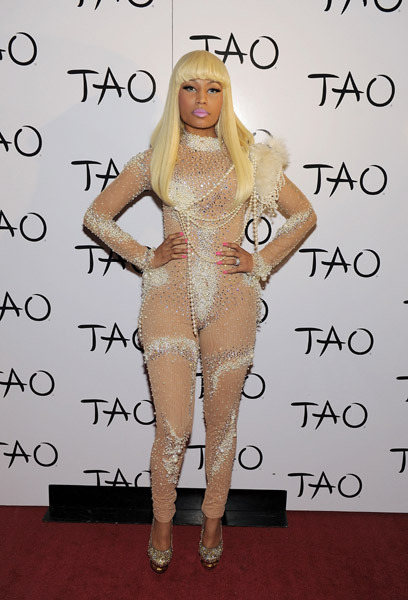 Fotografie blondýny v sexy oblečení