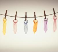 kondomy na šňůře